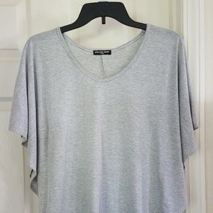 Cha Cha Vente Size Small V-Neck Poncho Type Sleeve